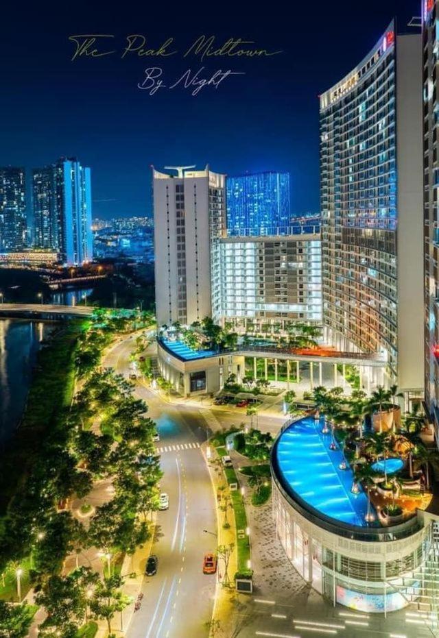 The Peak Midtown Twobedroom With Balcony Хошимін Екстер'єр фото