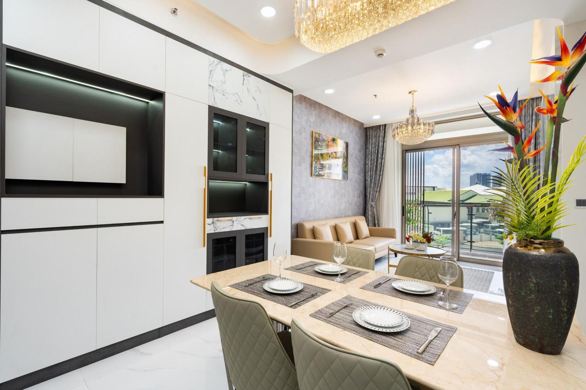 The Peak Midtown Twobedroom With Balcony Хошимін Екстер'єр фото