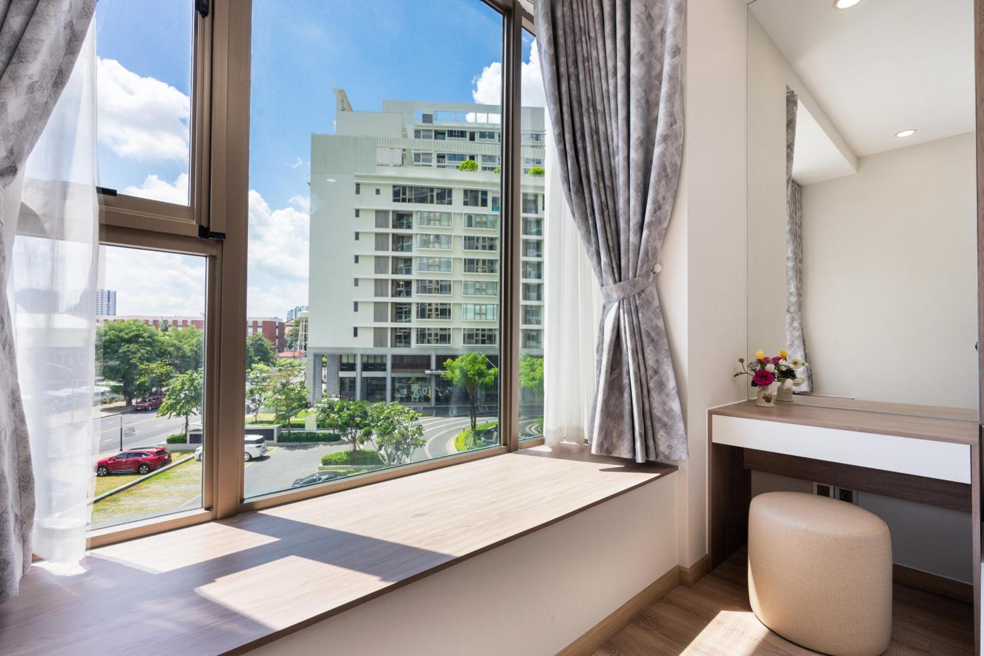 The Peak Midtown Twobedroom With Balcony Хошимін Екстер'єр фото