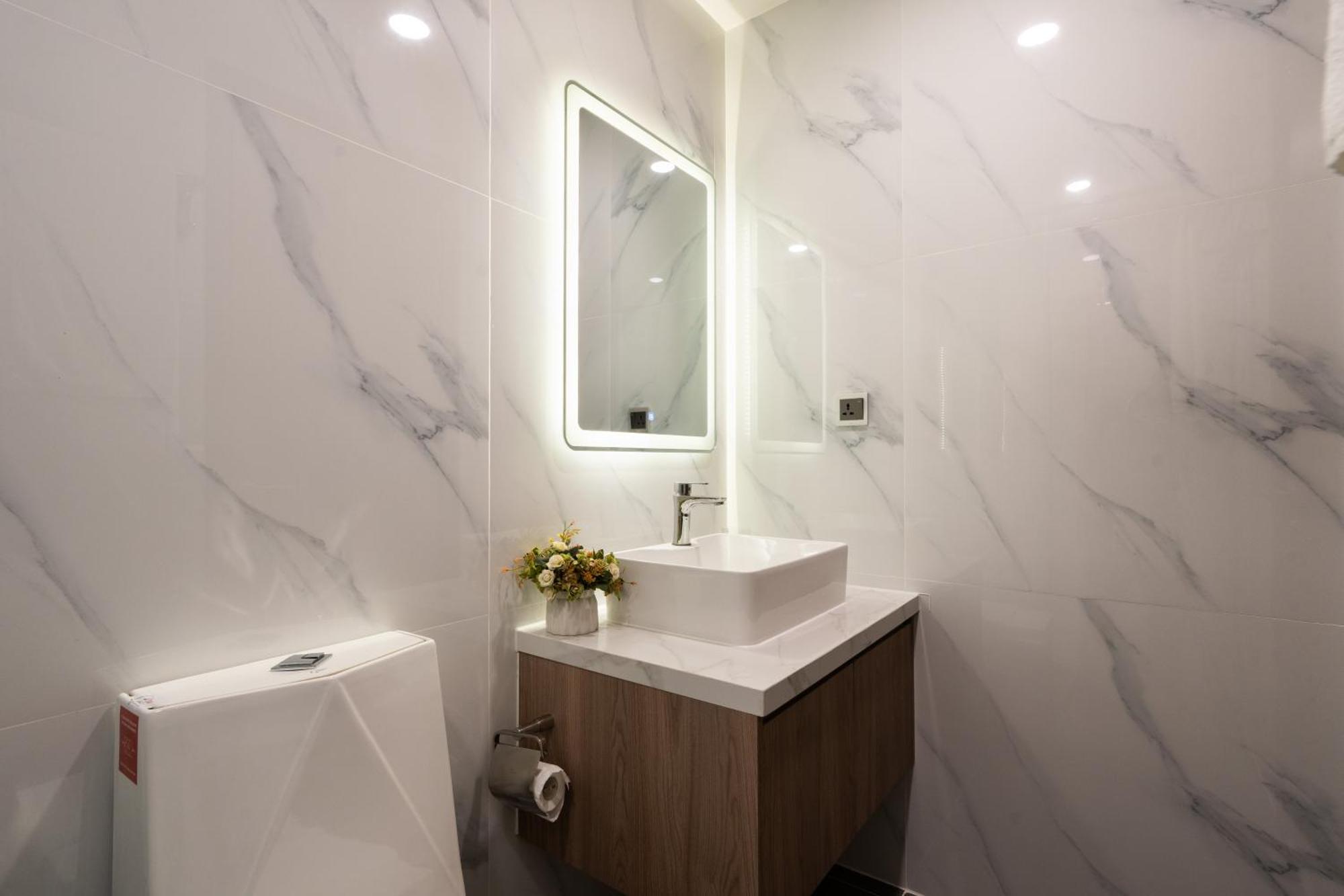 The Peak Midtown Twobedroom With Balcony Хошимін Екстер'єр фото