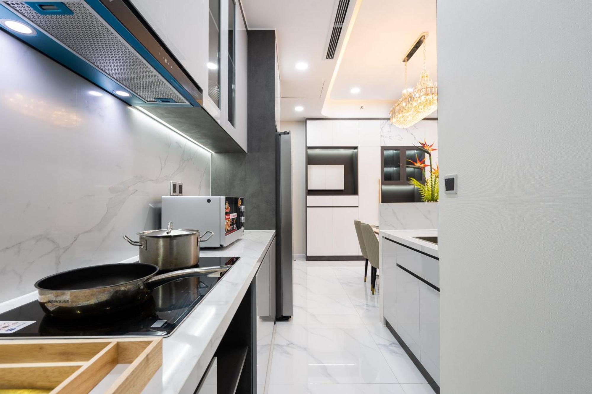 The Peak Midtown Twobedroom With Balcony Хошимін Екстер'єр фото